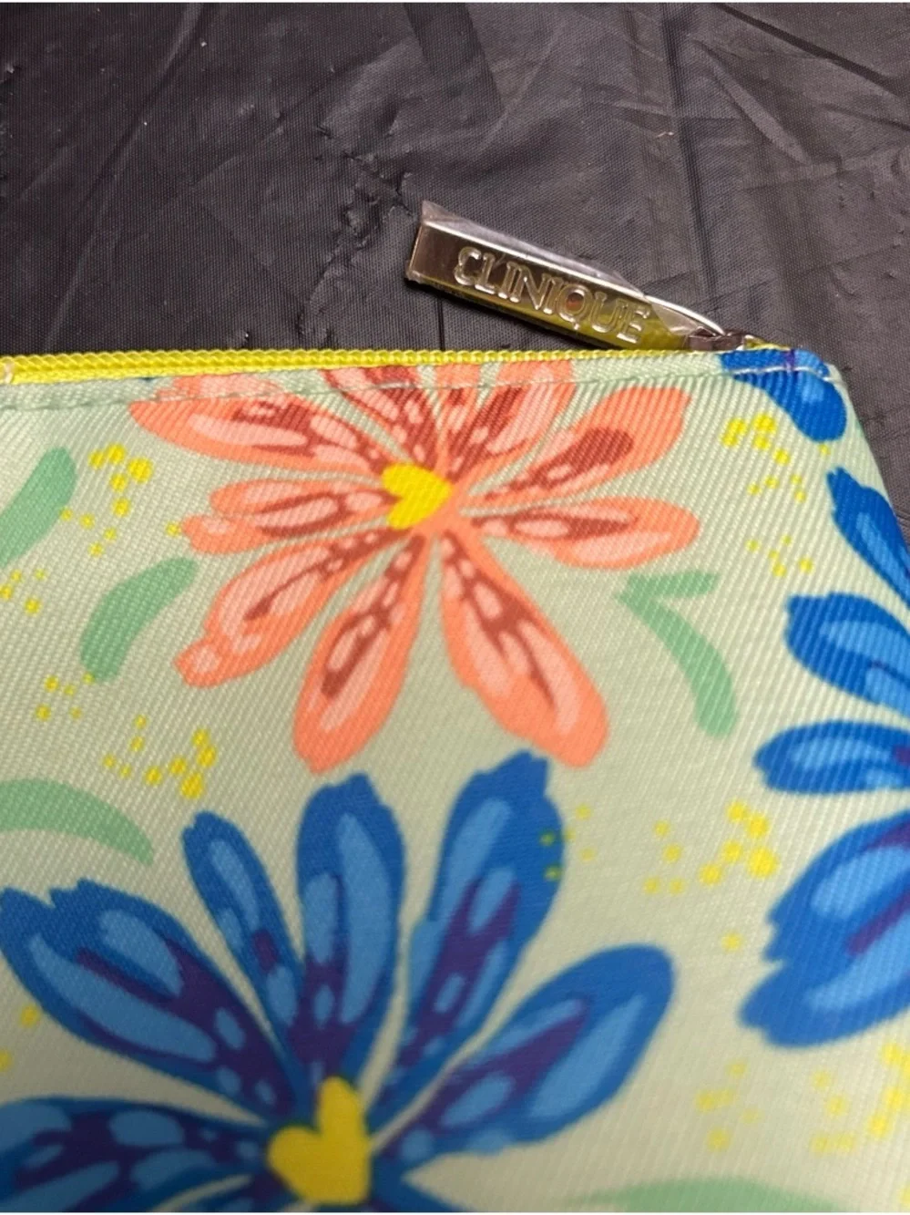 Clinique Floral Cosmetic Pouch - NWOT